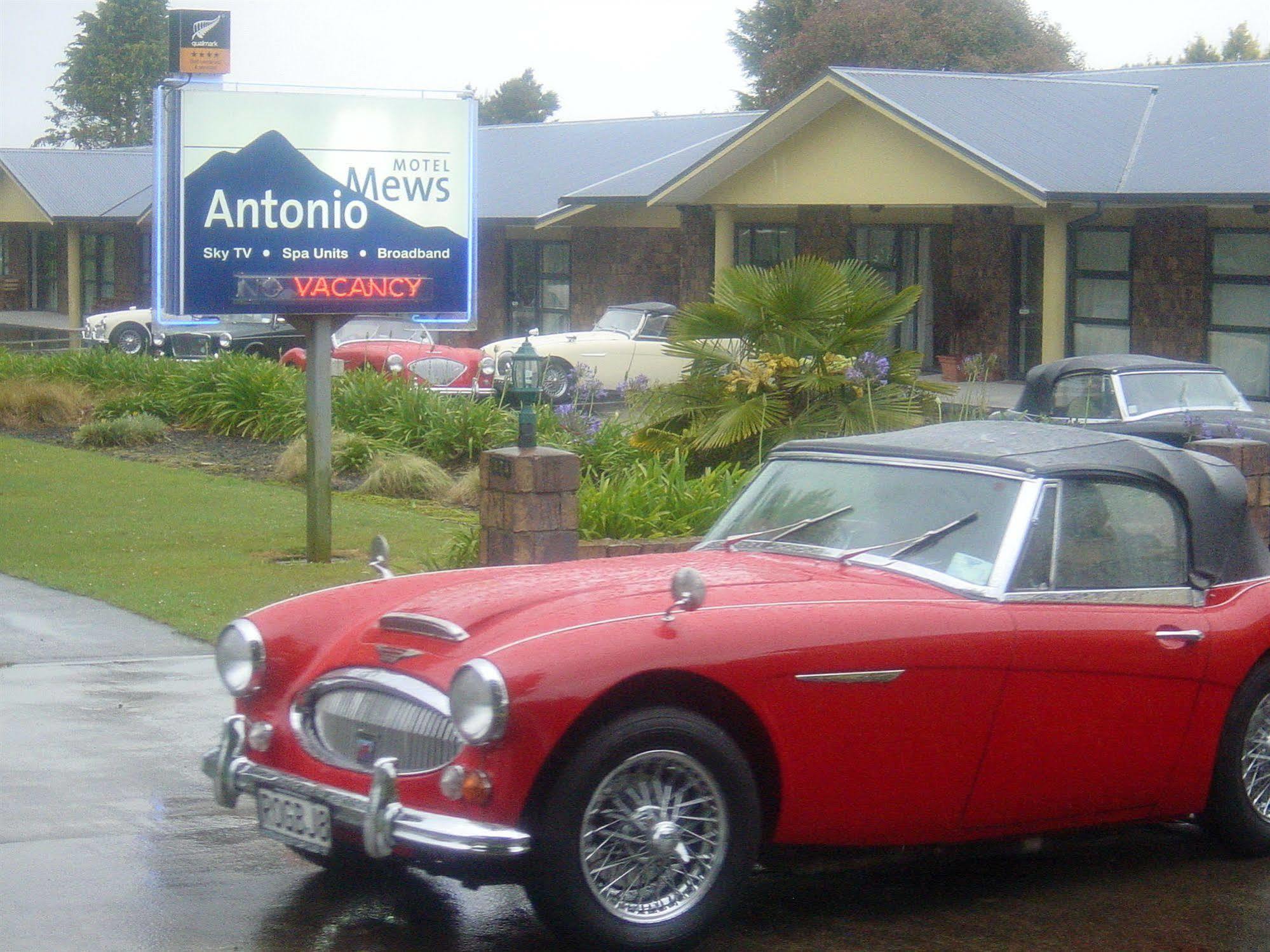 Antonio Mews Motel Stratford Exteriör bild